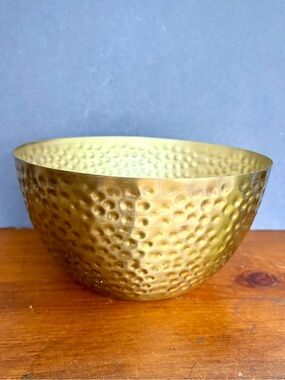 Vintage Teleflora Hammered Brass Finish Decorative Bowl - As Is